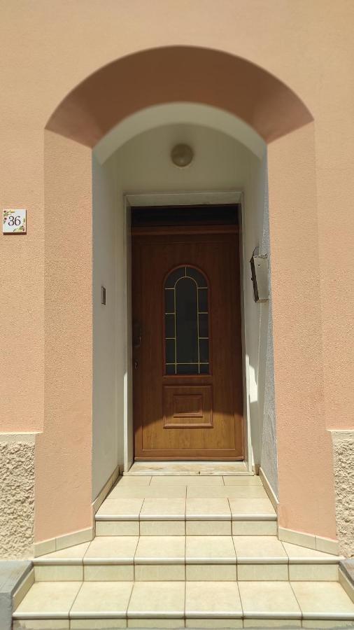 Apartmán Casa Trifo Tiggiano Exteriér fotografie